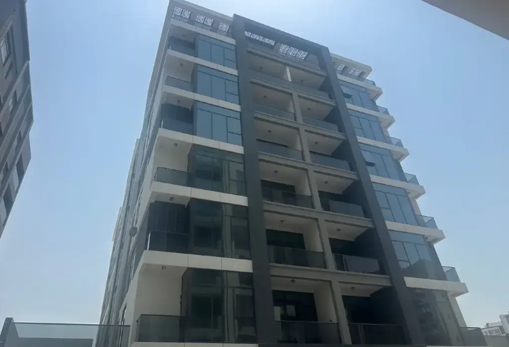 Brand New, Ready to move-in, Modern finishing, image 1