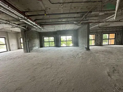 Expansive Shell & Core | for Clinic | 6 Mons Rent Free, photo 4
