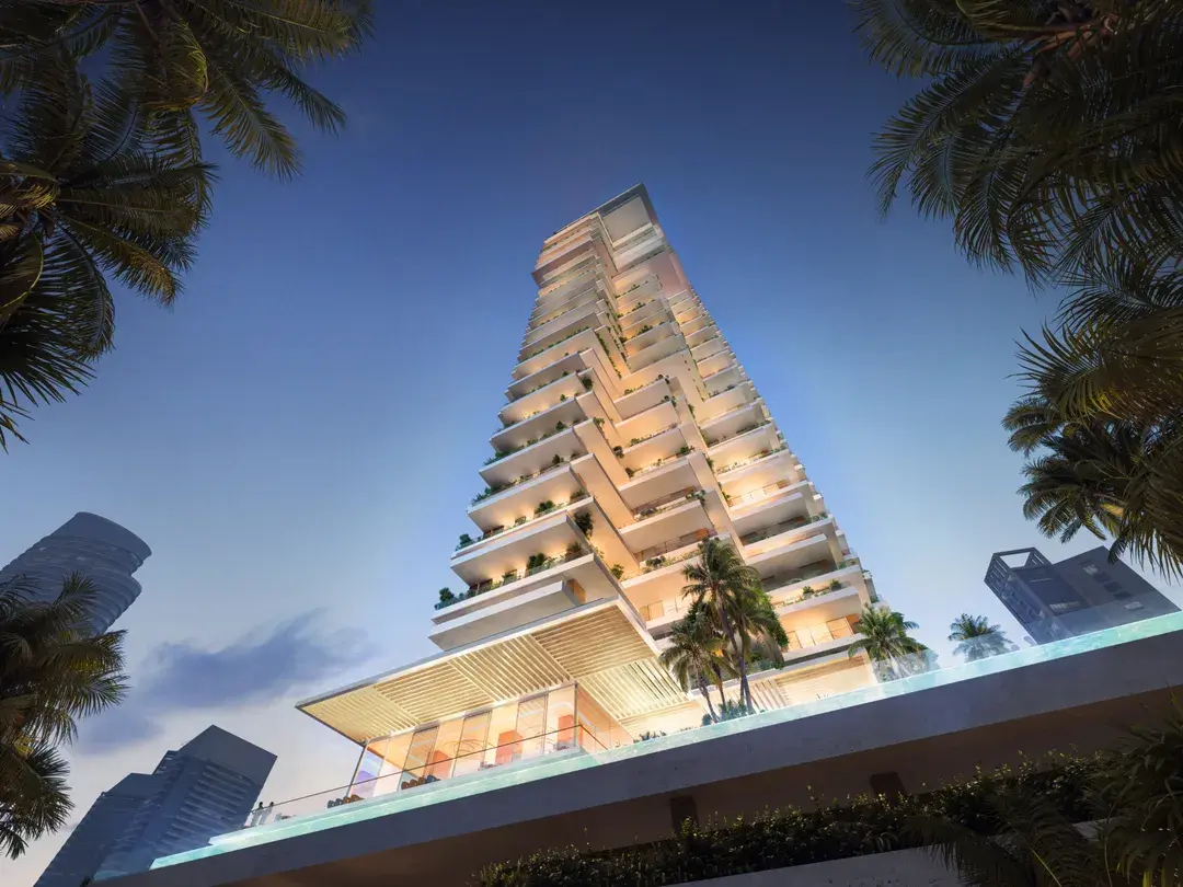 Fairmont Residences Solara Tower, image 3