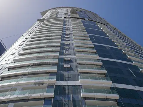 Palm Beach Towers rising at the gateway to Palm Jumeirah