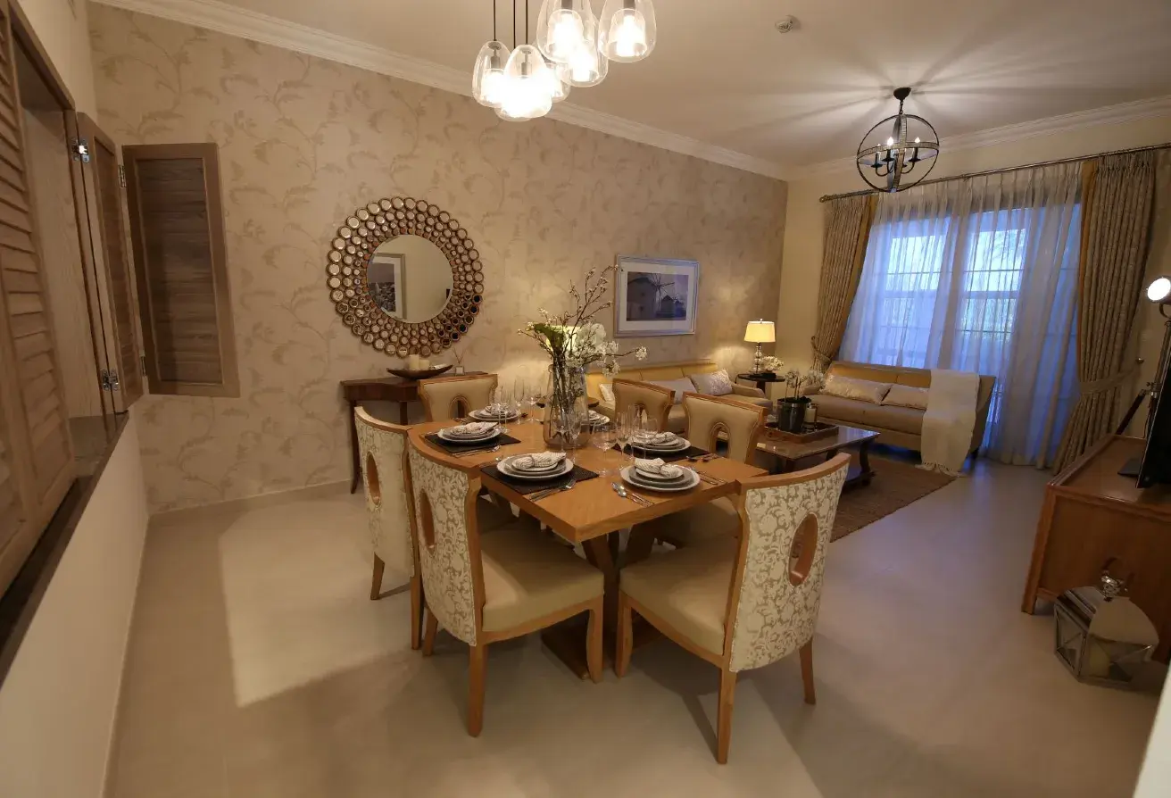 Spacious 2 BR Apartment in Qamar 11 for Sale, photo 1