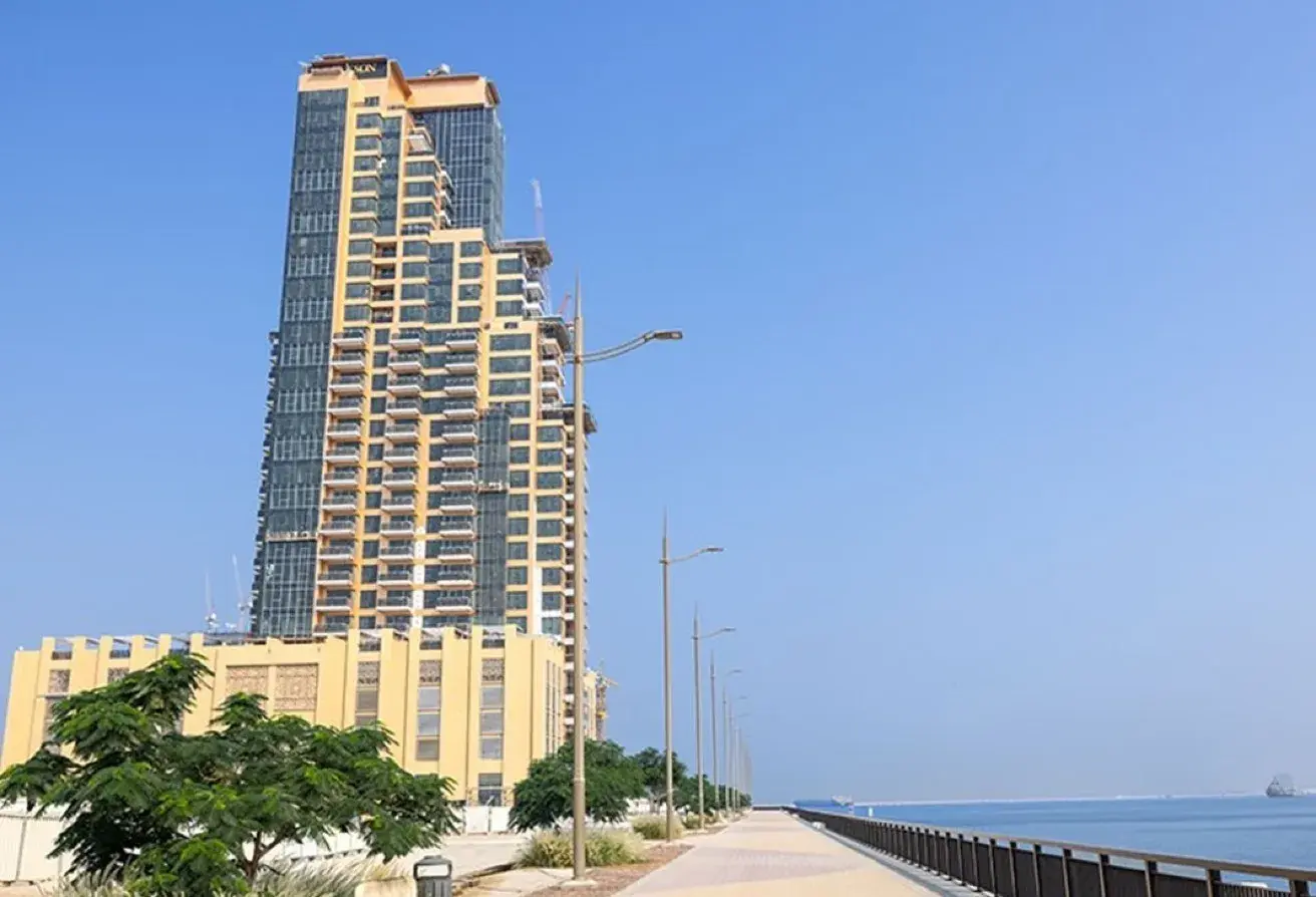 Spacious 2 BR | Sea View | Vacant, photo 1