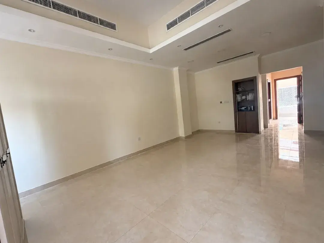 Spacious 4BR Townhouse | G+2 | Family Community, photo 3