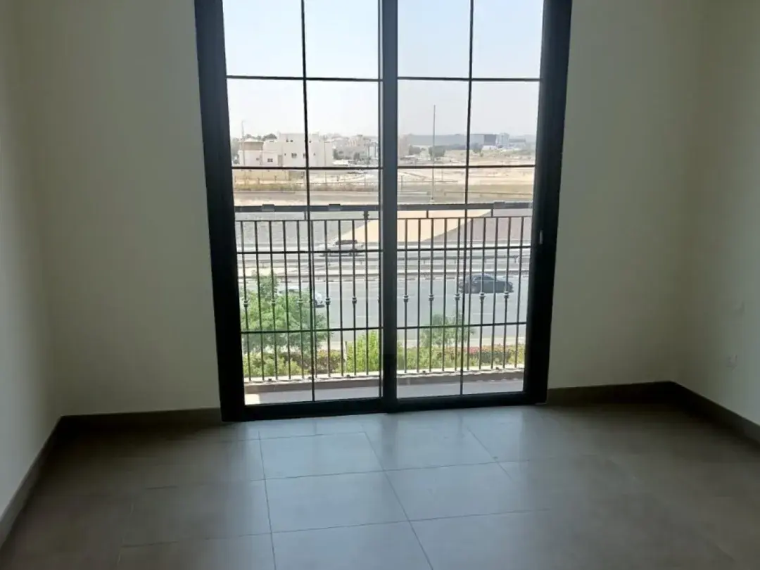 Stylish 1BR | with Study | Vibrant Community, photo 2