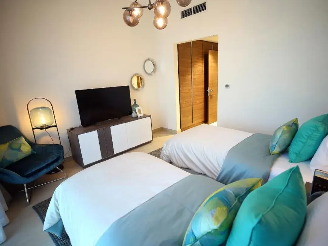 Stylish 3 Br | Spacious | Vibrant Community, photo 9